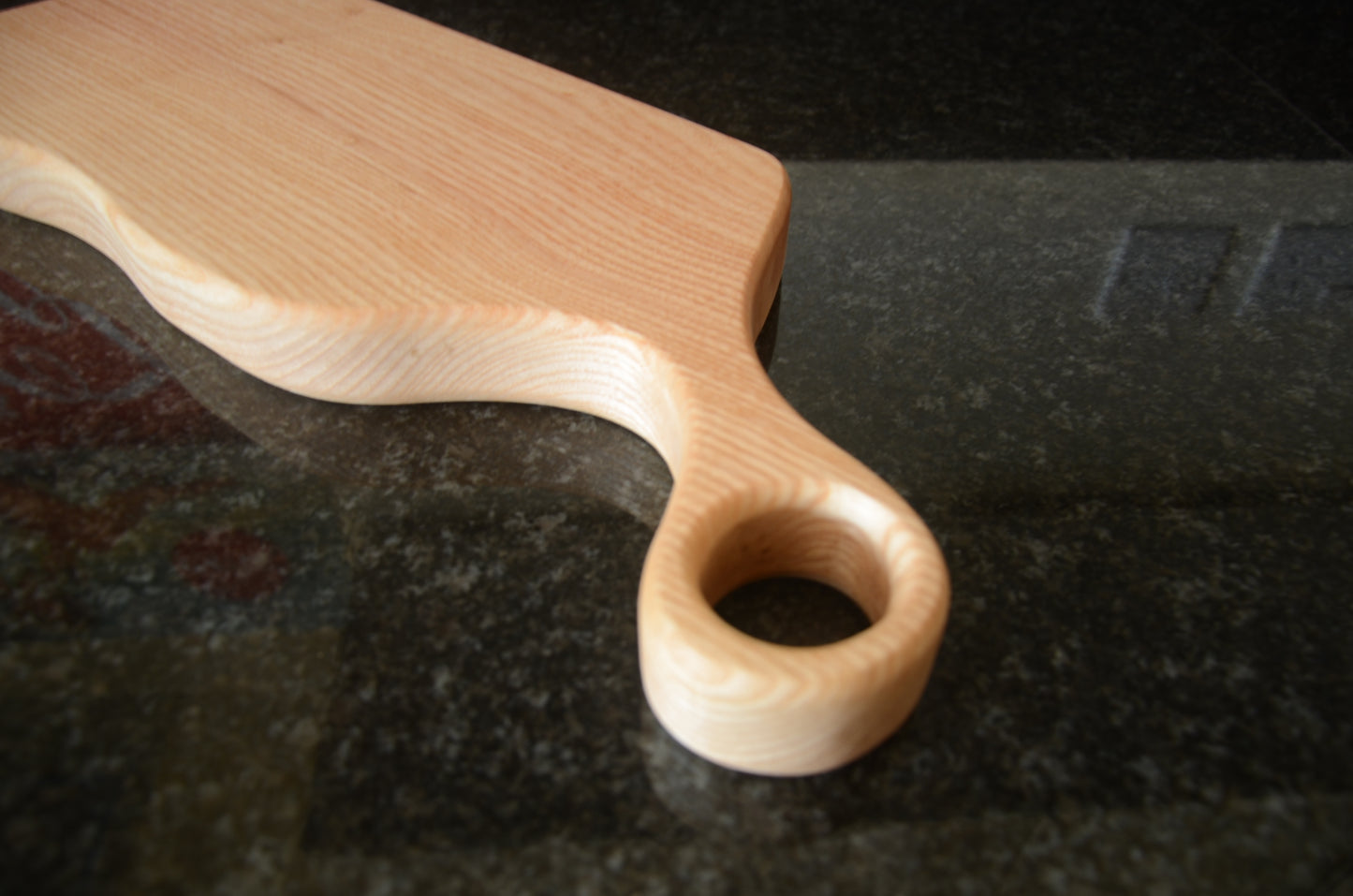Circle Handle Chopping Board