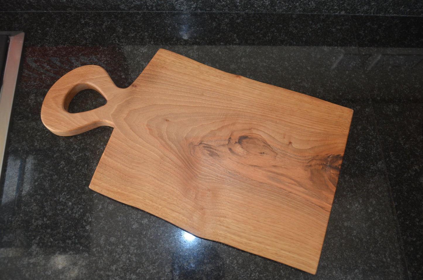 Large Walnut Chopping Board with Handle